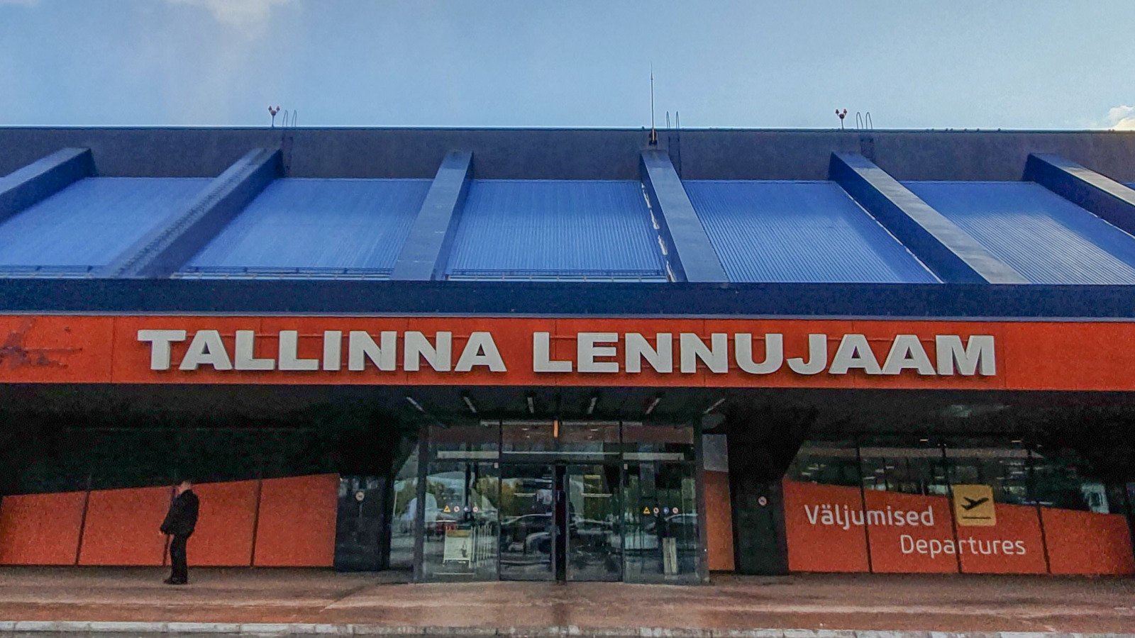 Flughafen Tallinn-(Tallinna Lennujaam)