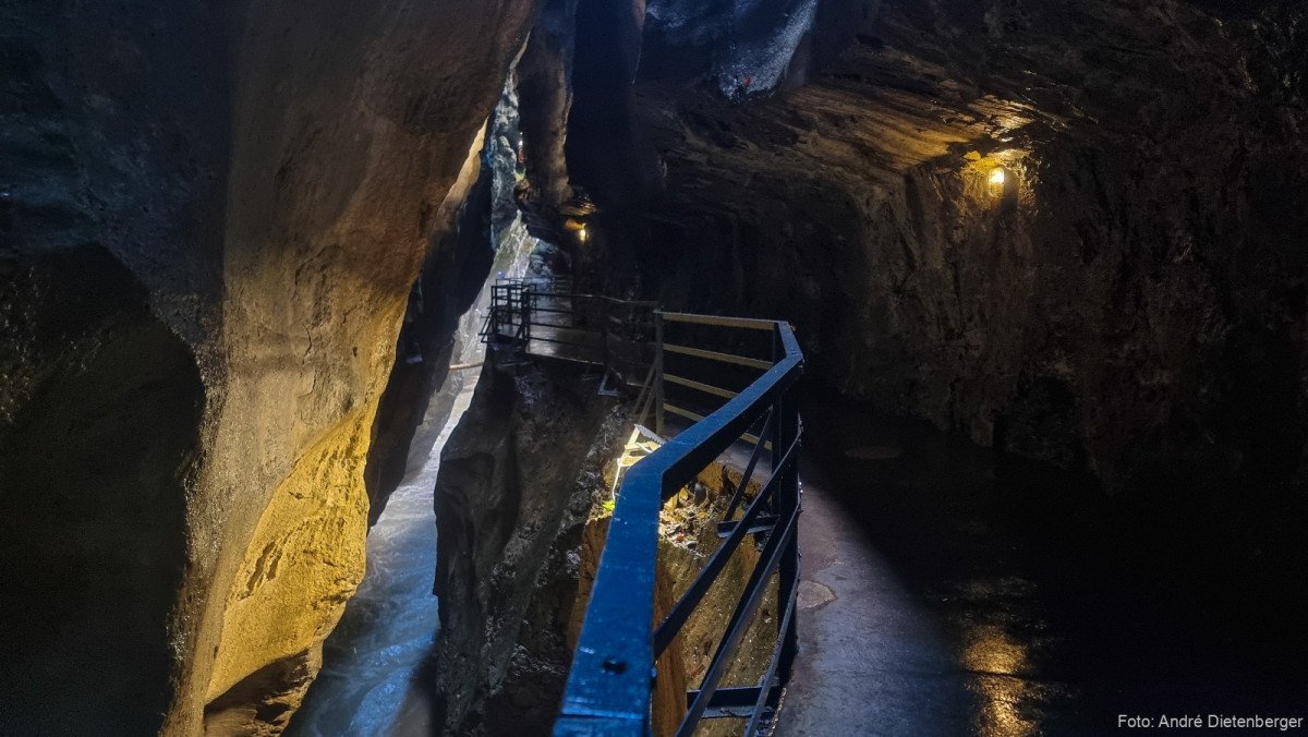 Tief in der Aareschlucht