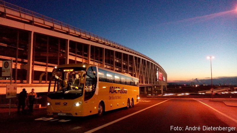 ADAC Postbus Flughafen Stuttgart