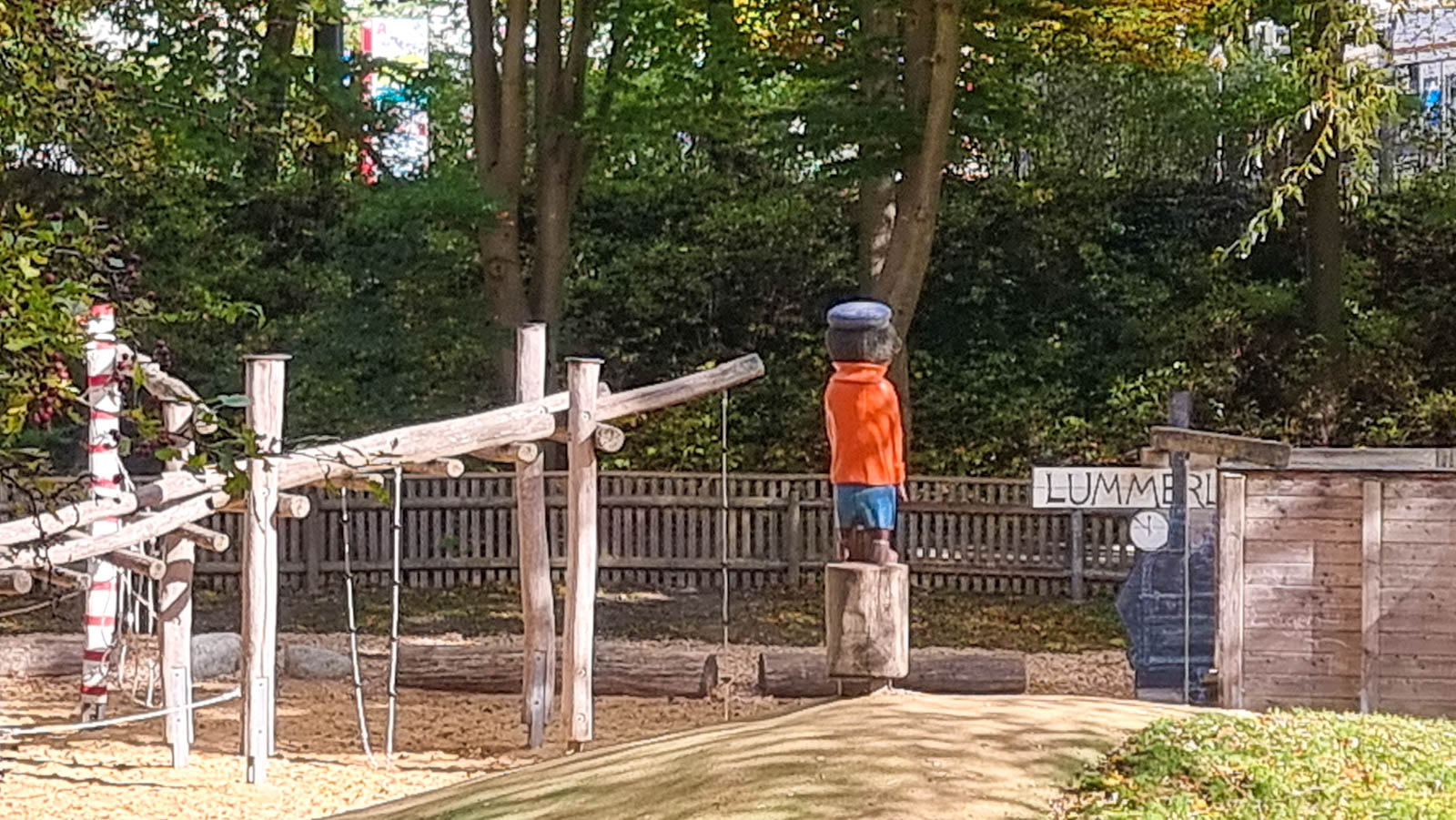 Kinderspielplatz "Lummerland"