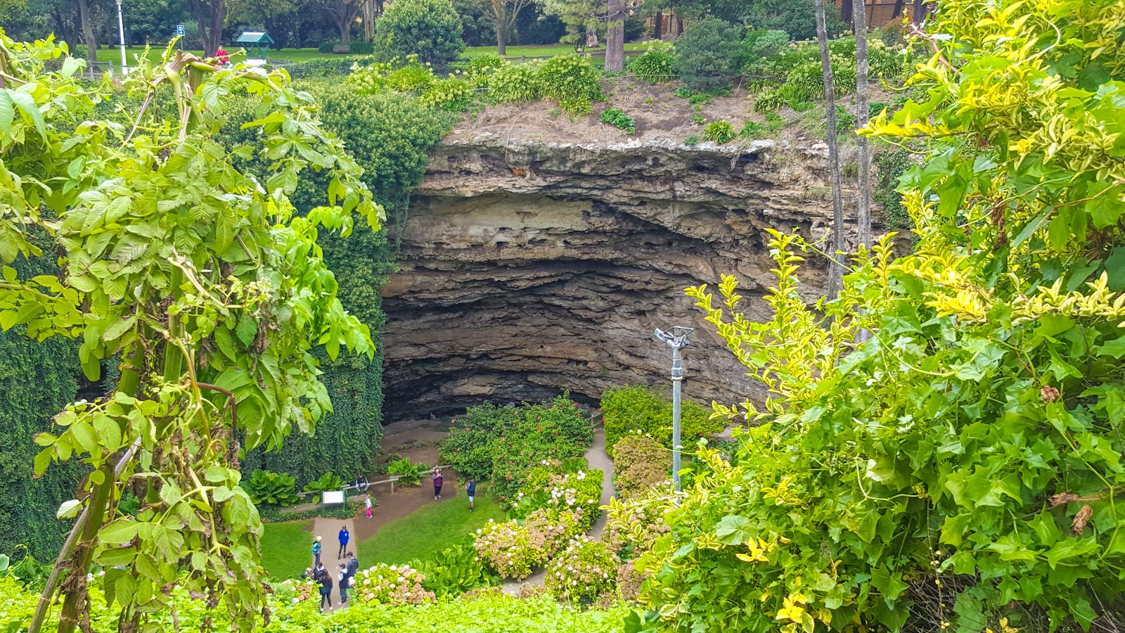 Südaustralien - "Umpherston Sinkhole" / "Sunken Garden"