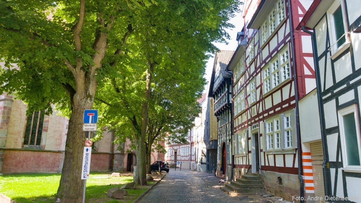 Historische Fachwerkbebauung um die Stadtkirche