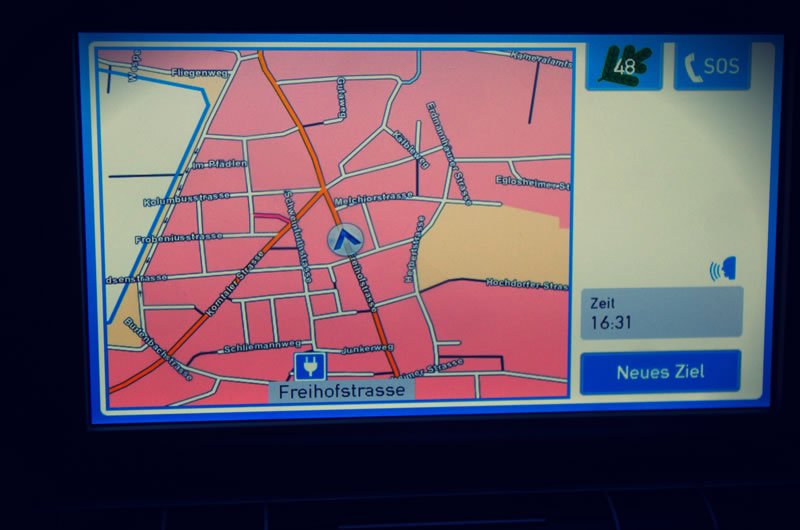 CAR2GO Navigation mit Stromtankstellen