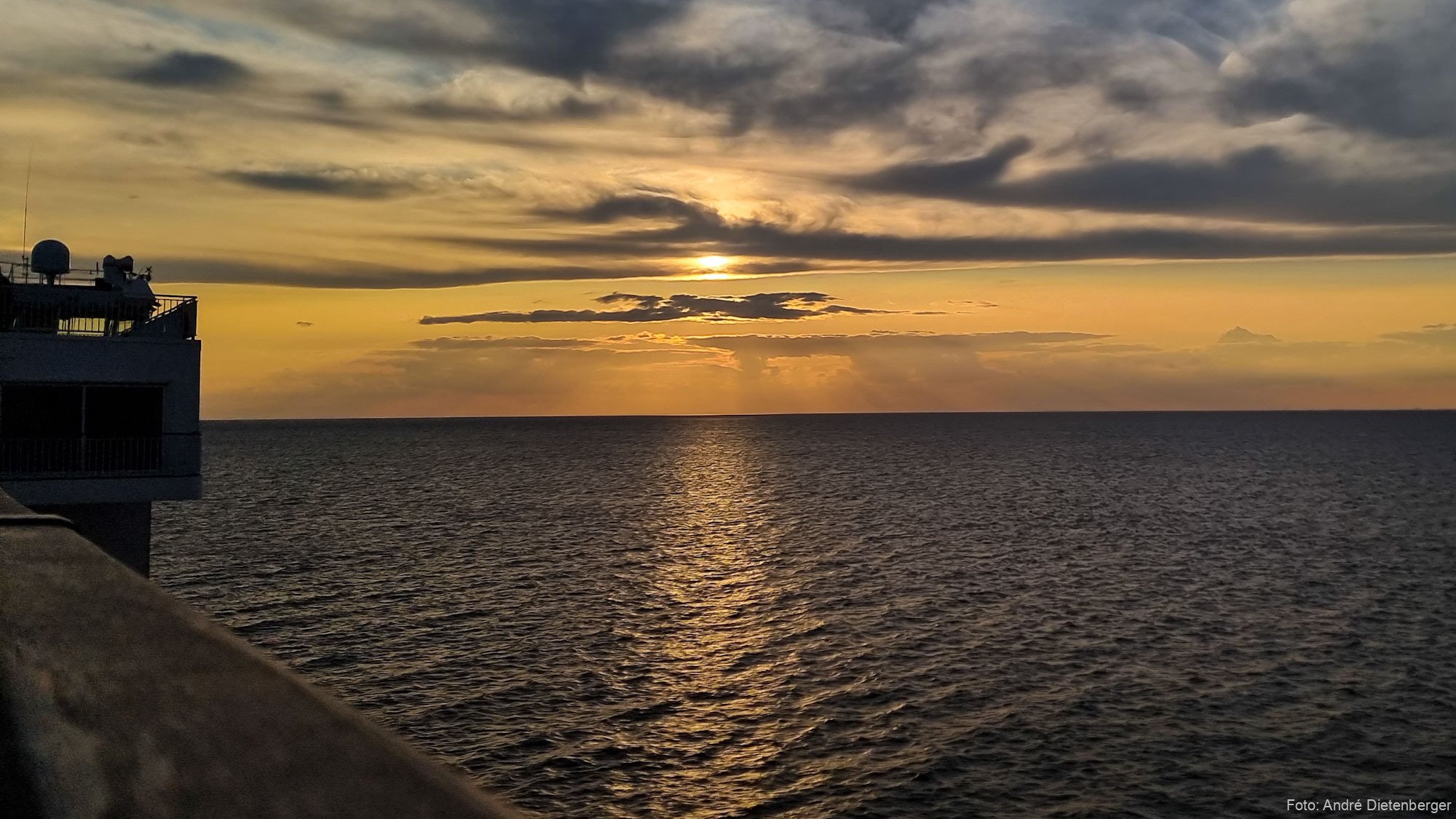 Finnlines Fähre Sonnenuntergang