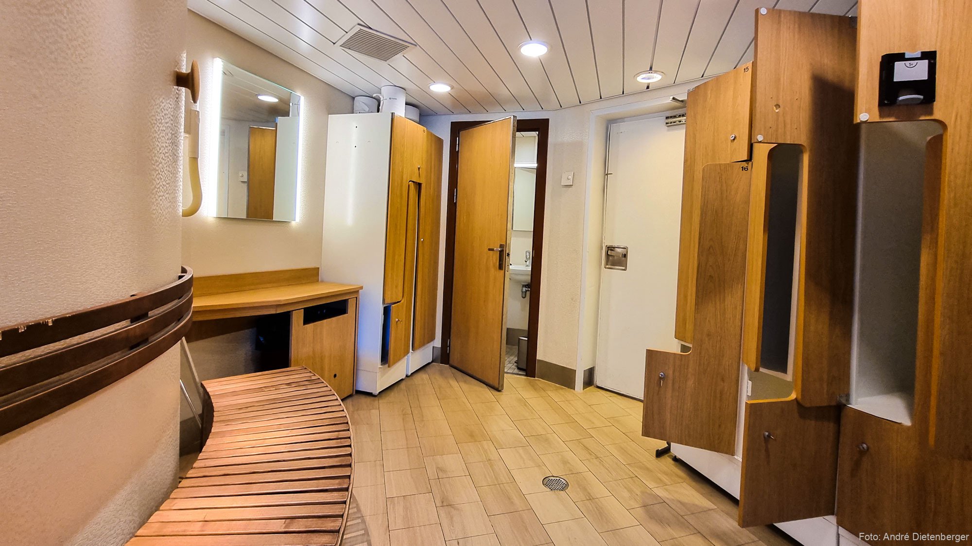 Finnlines Sauna Umkleide