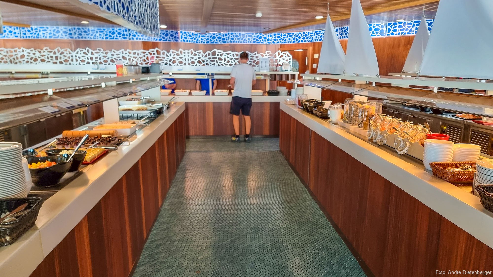 Buffet im Finnlines Restaurant Mare Balticum