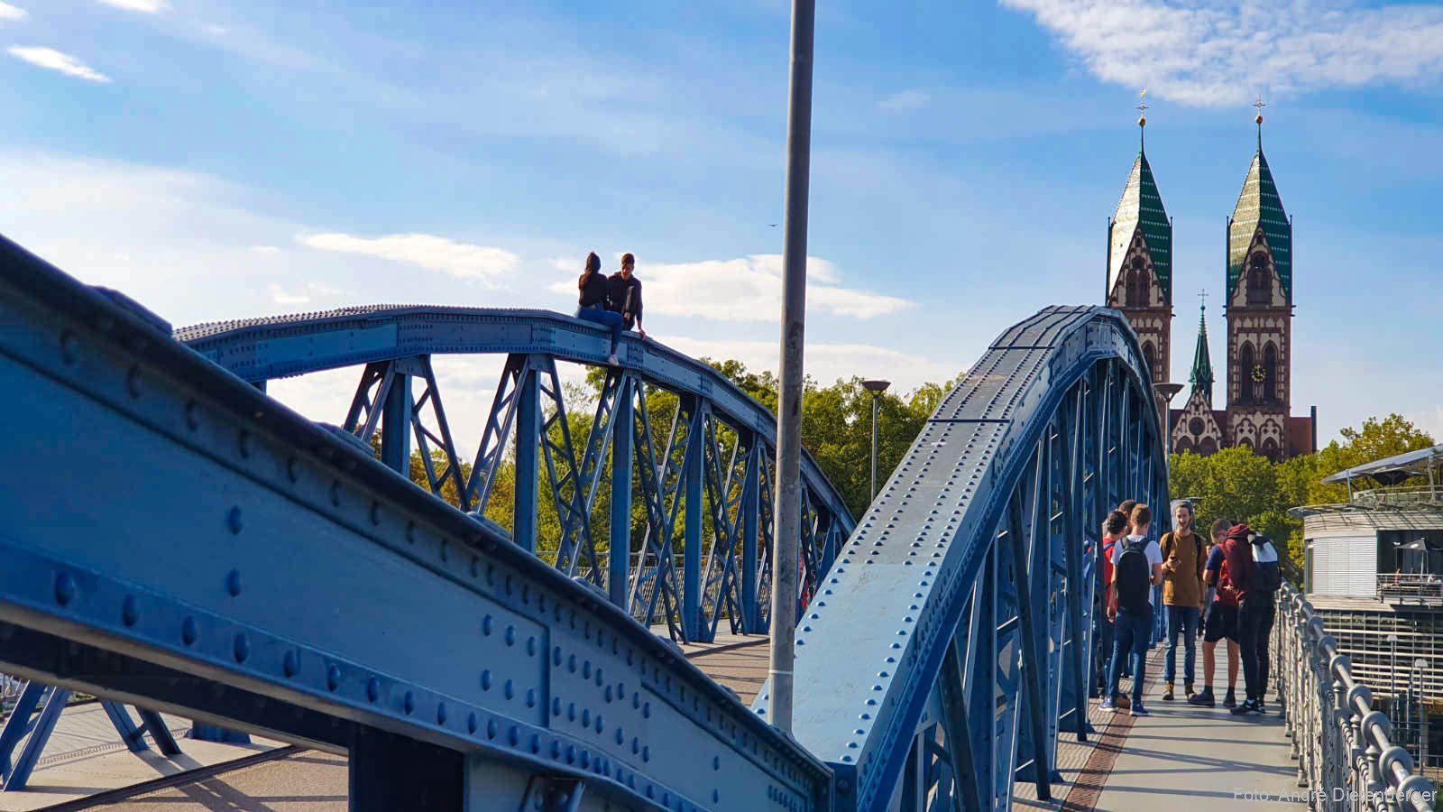 Wiwilibrucke - Blaue Brucke