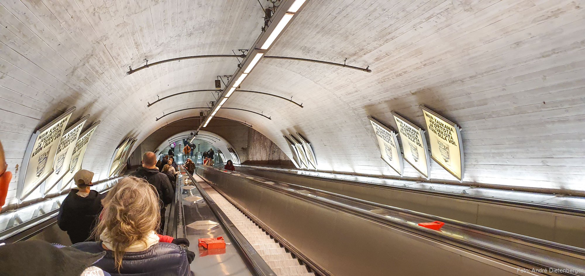 Abgang zur U-Bahn