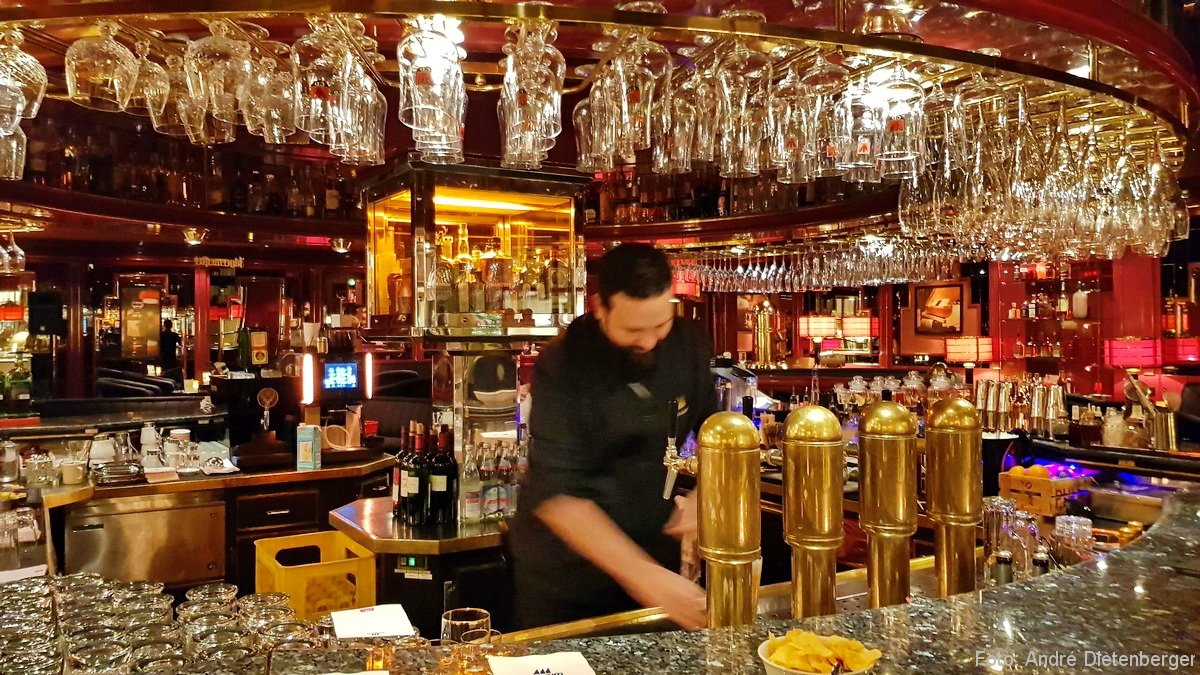 Pianobar Barkeeper