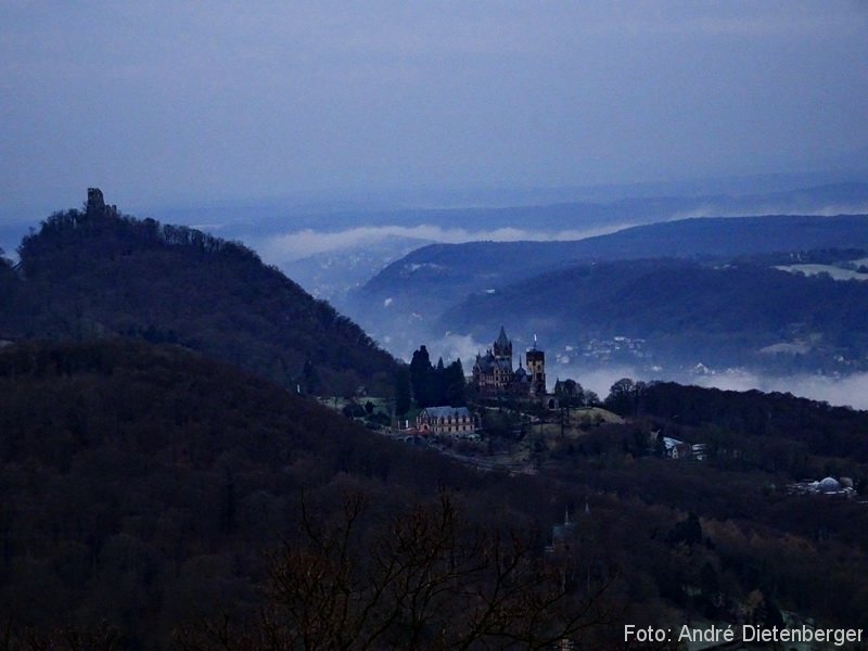 Grandhotel Petersberg - Ausblick auf den Drachenfels