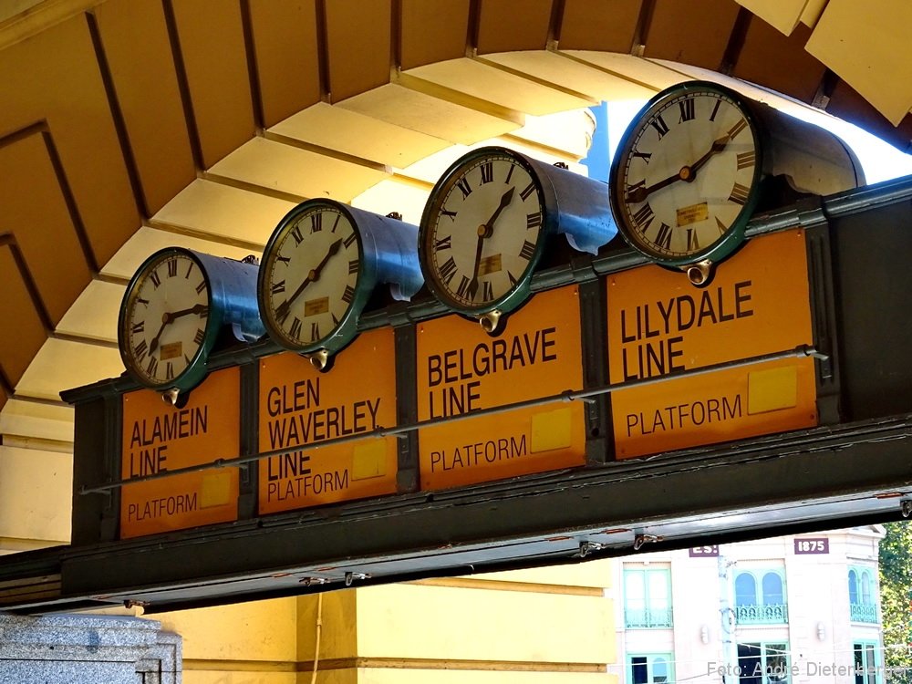 Flinders Street Railway Station 
