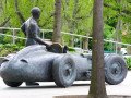 Denkmal  Rennfahrer Juan Manuel Fangio
