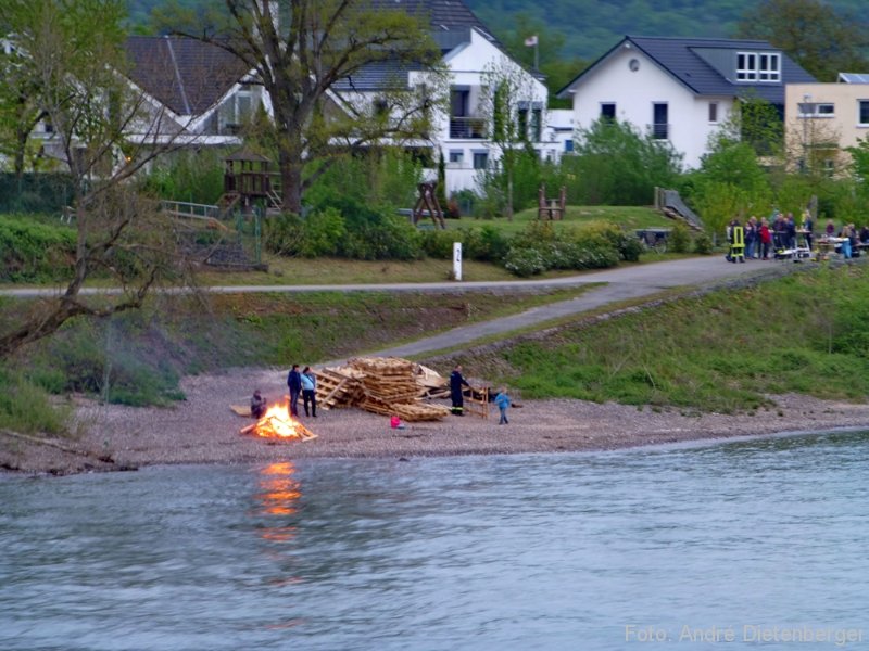 Rhein in Flammen - Feuer