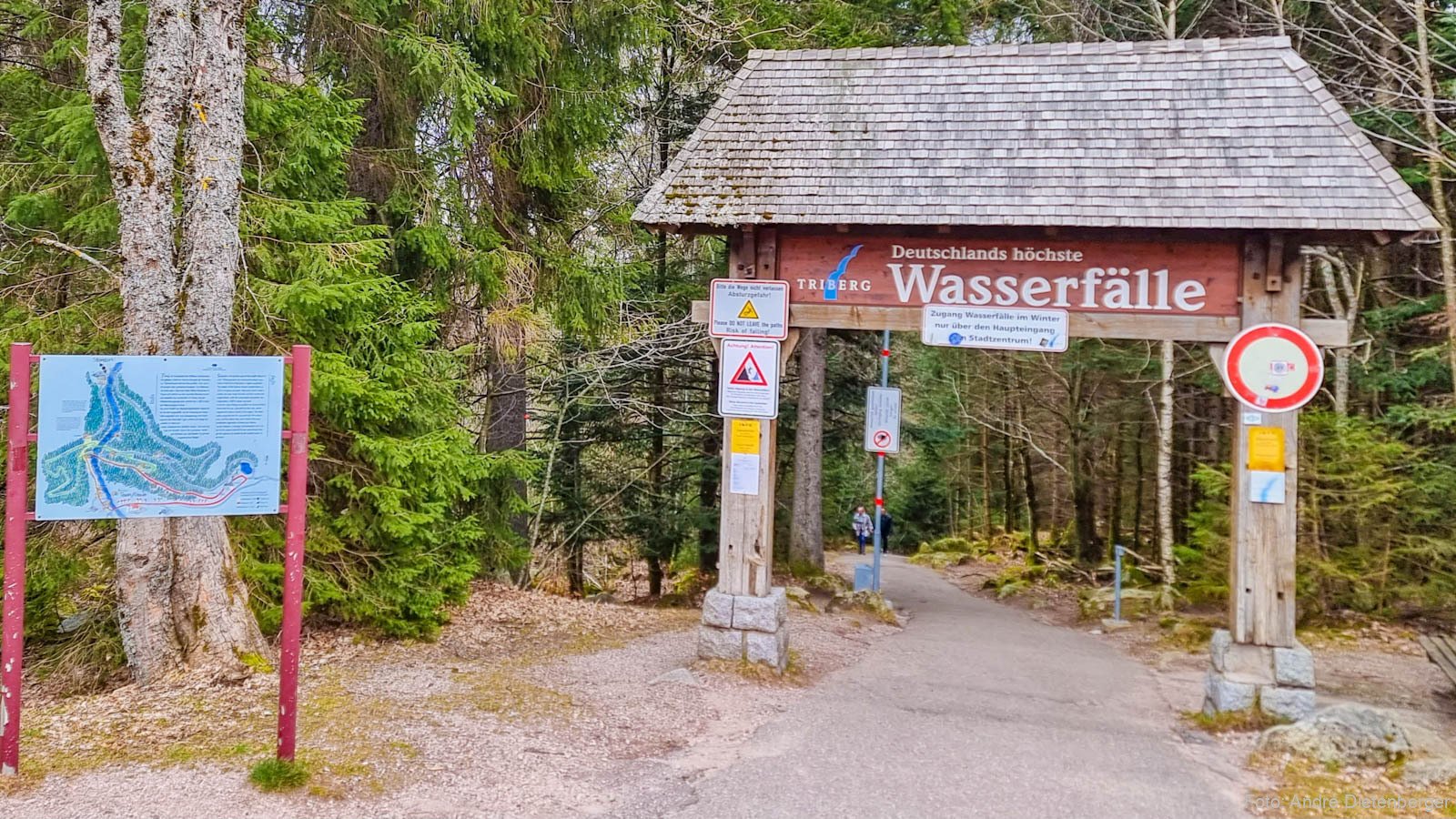 Triberger Wasserfälle - Eingang Scheffelplatz