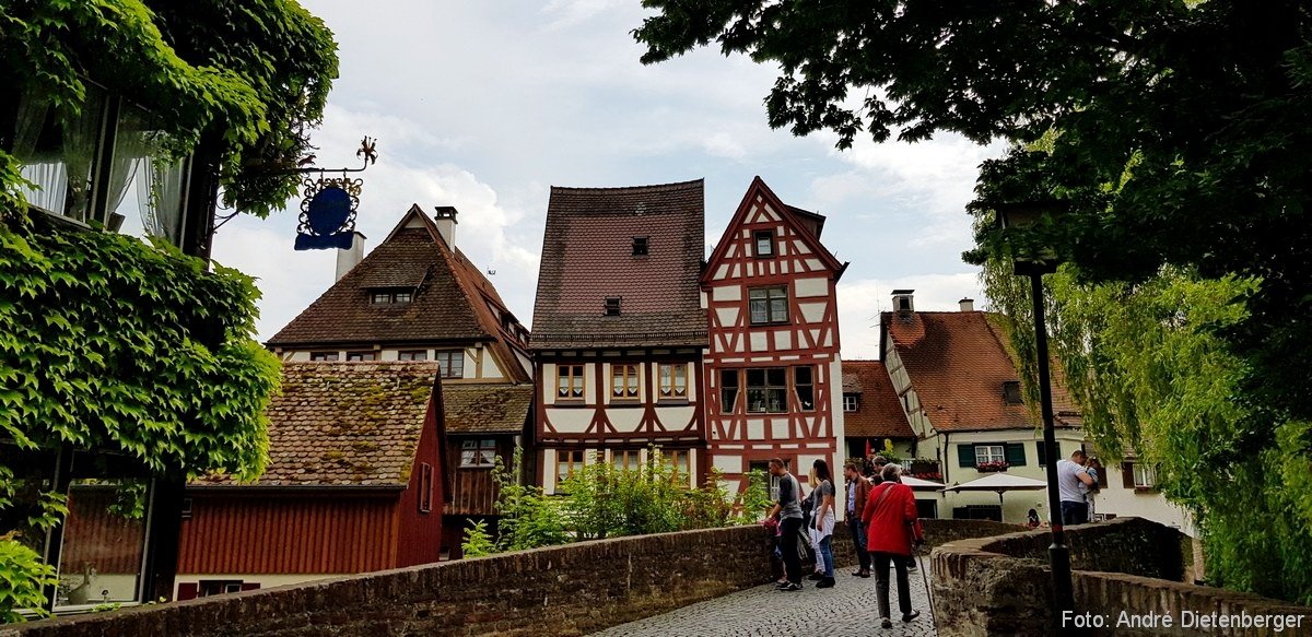 Fischerviertel - Brücke mit Fachwerkhaus