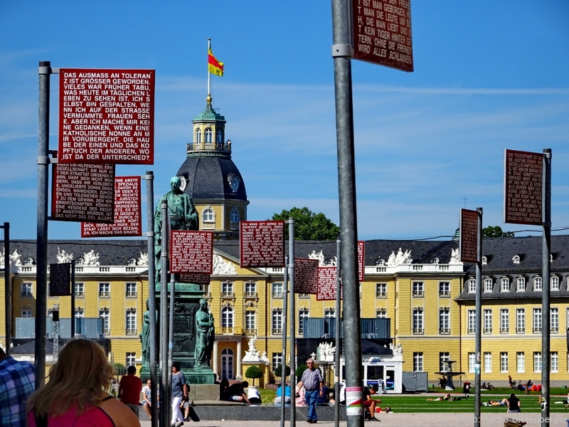 Karlsruhe - Platz der Grundrechte Karlsruhe - Platz der Grundrechte