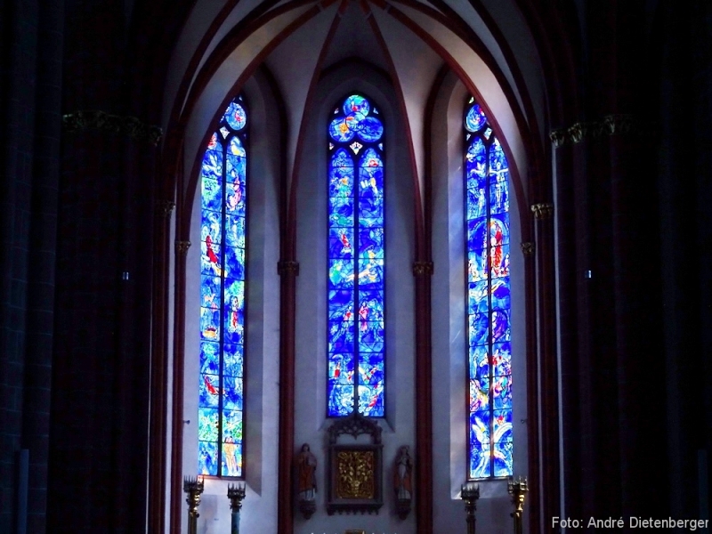 St. Stephan Glasfenster von Marc Chagall St. Stephan Glasfenster von Marc Chagall