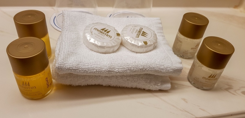 Maritim Airport Hotel Hannover - Badezubehör Maritim Airport Hotel Hannover - Badezubehör