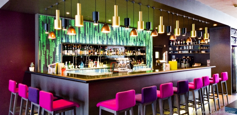 Bar Bar