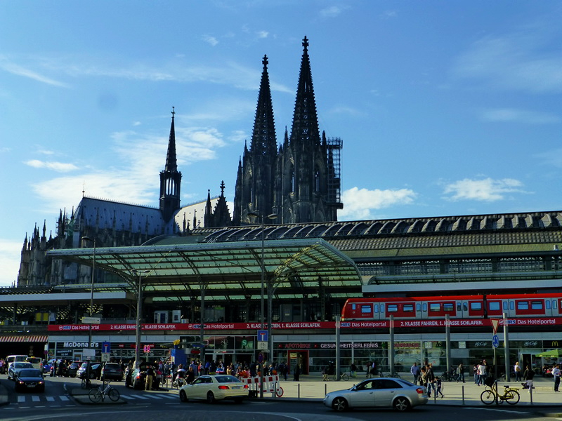Köln - Dom und Hauptbahnhof