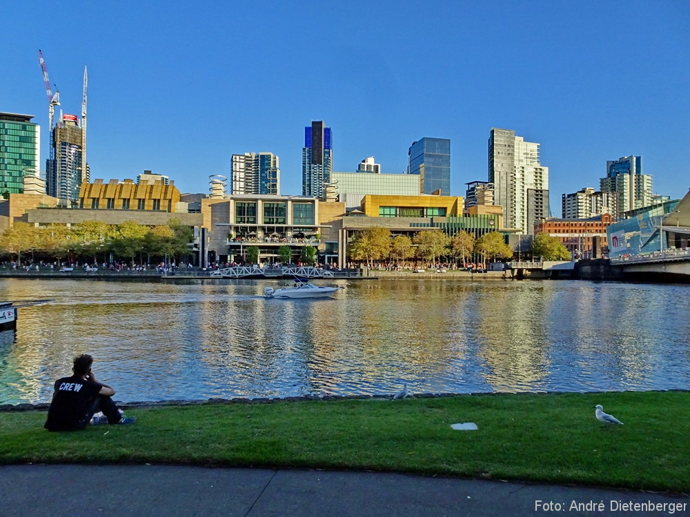 Melbourne Skyline and Yara River